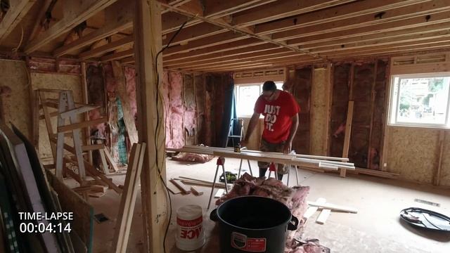 New living room and dining room windows: Day 66 DIY mobile home renovation journey смотреть онлайн