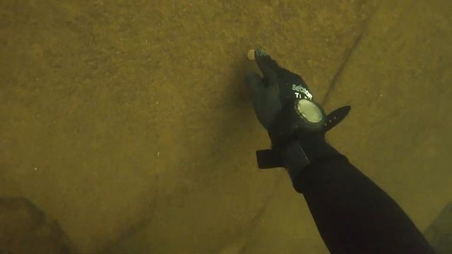 Found & Returned An Apple Watch Series 6 & An iPhone 13 While Scuba Diving For Treasure! смотреть онлайн