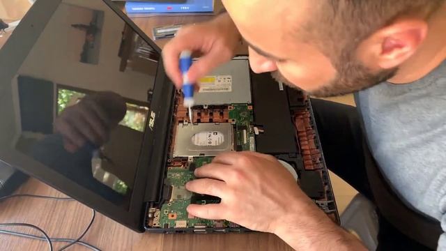 ASUS X553M Notebook RAM DEĞİŞTİRME смотреть онлайн