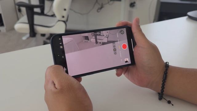 Iphone 15 pro Max vs Canon R6 Mark II video test - Can you tell the difference? смотреть онлайн