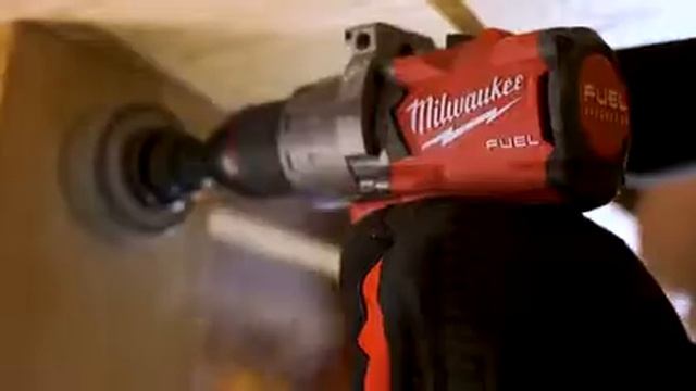 Milwaukee M18 FUEL Hammer Drill with One-Key 1/2in. Drill Tool Only Model# 2806-22 смотреть онлайн