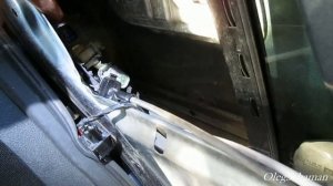 Как открыть заклинившую дверь. Opel Zafira A.