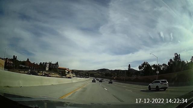 Tesla driver causes accident 12/17/22 смотреть онлайн