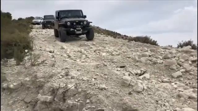 Jeep Wrangler Catalunya, Spain смотреть онлайн