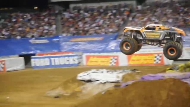 Monster Jam - Maximum Destruction Freestyle - Lincoln Financial Field, Philadelphia -  June 12, 201