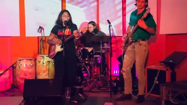 Alisha.K - "Window Seat" Live @ Colour Club, Carlton смотреть онлайн