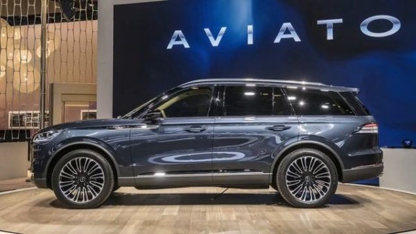 Lincoln Aviator
