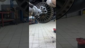 Как снять задний барабан Лада ларгус