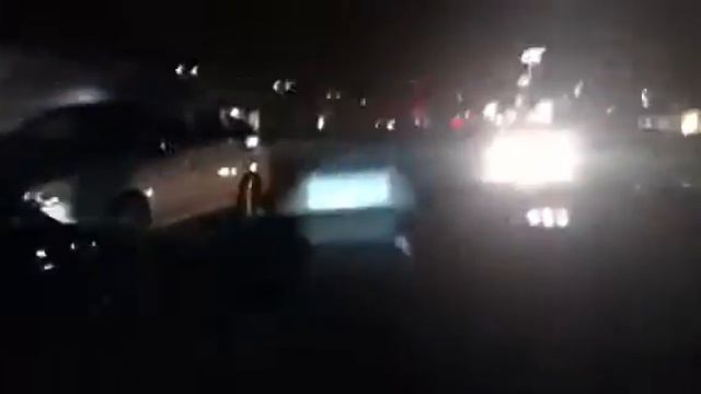 Sean nd Jose get caught peeing on a car смотреть онлайн