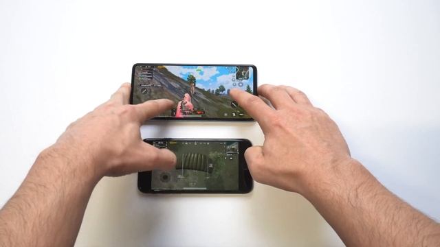 Galaxy A52 vs Iphone 8 PUBG Gaming Comparison смотреть онлайн