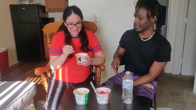 Tasting Cheetos Mac and Cheese 🤤🧀 🤔 смотреть онлайн