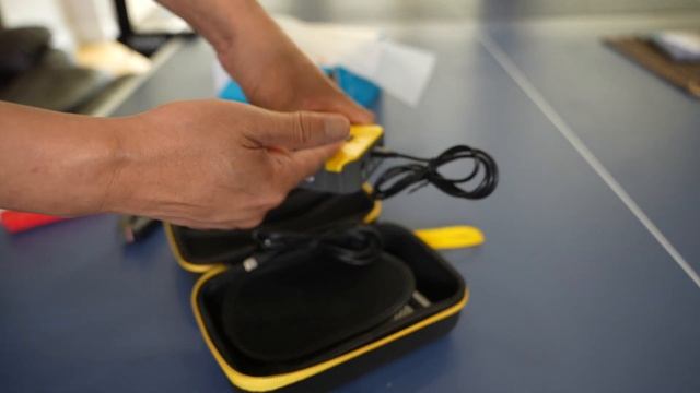 Shell Portable Lithium Jump Starter Unboxing and Review смотреть онлайн