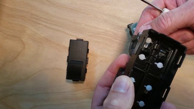 Vehicle Window Switch Contacts Cleaned to Restore Functionality смотреть онлайн