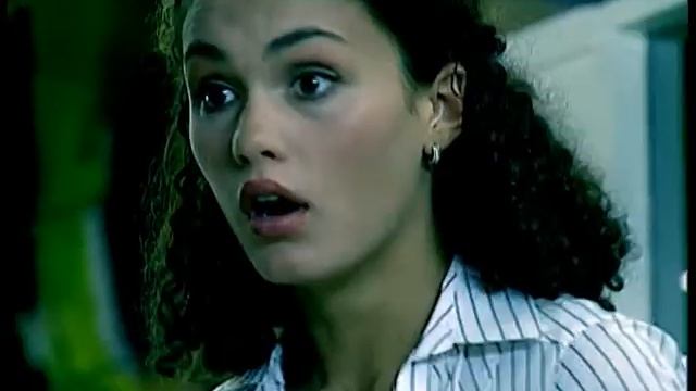 Ролик кампании по профилактике ВИЧ среди молодежи "Покажи им!" смотреть онлайн