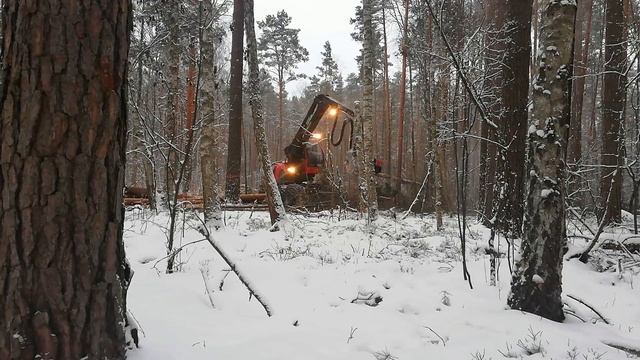 KOMATSU 931xc Работа, минус штатив! смотреть онлайн