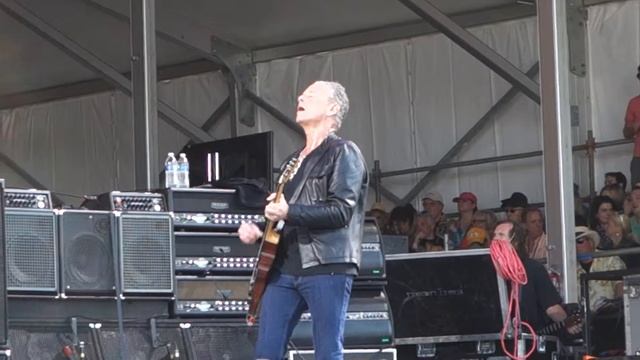 Fleetwood Mac Tusk NOLA Jazz Fest 13 смотреть онлайн