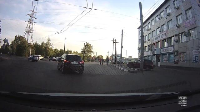 Пример записи видеорегистратора Neoline X-COP 9000 (день) | SERVICEMAN смотреть онлайн