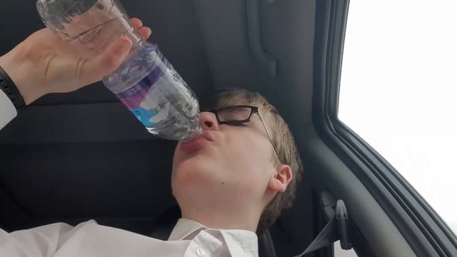 Aaron Drinks Water #5784 смотреть онлайн