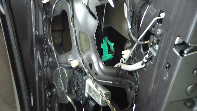 BMW 2007 328i E90 Rear window regulator / Motor replacement for смотреть онлайн