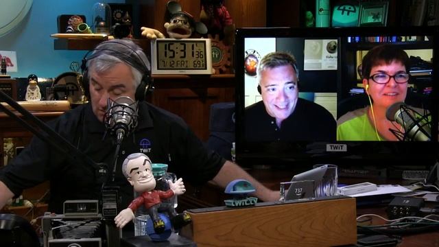 Windows Weekly 319: Microsoft 3.0 смотреть онлайн