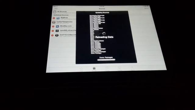 How To Get All Cydia Sources Updated For iOS 8 смотреть онлайн