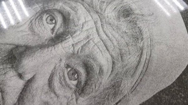 Я гравировал на Роботикс Абсолют на Карельском камне