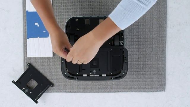 Jak vyměnit kryt pro upevnění utěrky Braava jet m6 | iRobot® Česká republika 🟢 смотреть онлайн