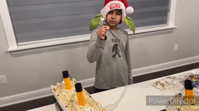 Building LEGO TITANIC 10294 | World's 3rd LARGEST LEGO смотреть онлайн