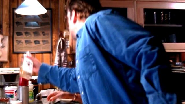 Bruce Willis Likes Jim Beam смотреть онлайн