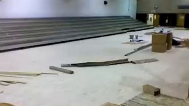 Telescopic Bleachers built before your eyes смотреть онлайн