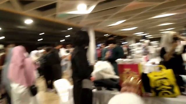 VTUBER goes to Nijigen Expo 2.0 at Sungei Wang~! + Unboxing | VLOG【Vtuber Malaysia】 смотреть онлайн