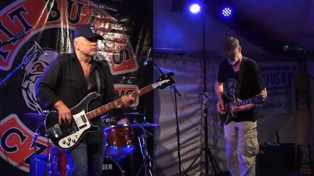 Bluesbusters - Oh Well (Fleetwood Mac cover) смотреть онлайн