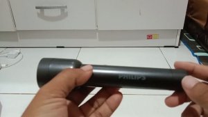 UNBOXING DAN REVIEW 4 CAHAYA LAMPU SENTER PHILIPS SFL 1236, HARGA 200 RIBUAN KECIL TAPI WORTH IT !