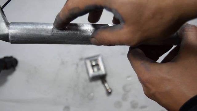 How to polish that scratched up seat post. Possibly reduce seat post diameter смотреть онлайн