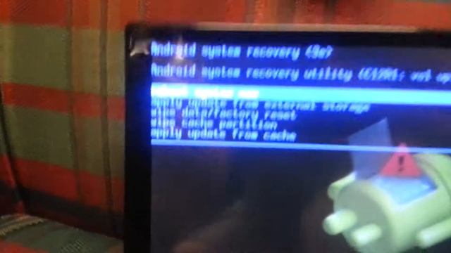 Crane C12R1 2 din Android 4.0.4 car deck with removable table. Factory reset issues. смотреть онлайн