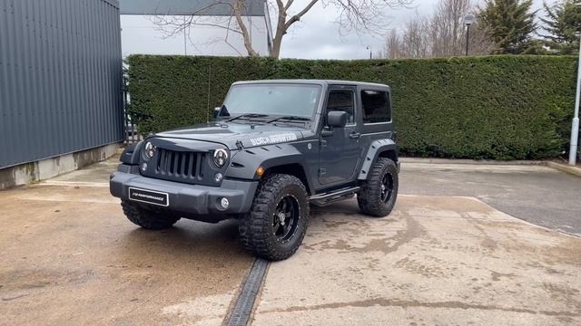 Jeep Wrangler CRD Sahara Black Mountain смотреть онлайн
