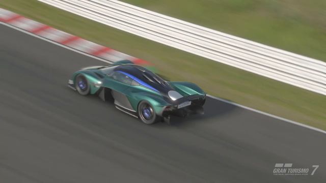 Aston Martin Valkyrie @ Suzuka смотреть онлайн