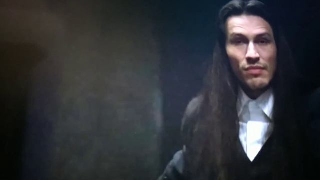 This isn't the real scene where Brandon Lee dies. The Crow movie смотреть онлайн