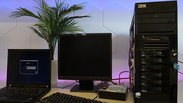 Vintage IBM Servers New life with upgrades! Installing new Windows and flashing BIOS IBM xSeries 22 смотреть онлайн