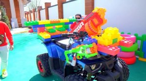 Сеня и Папа покупают Монстртраки