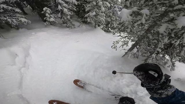 Breck Windows Tight Trees смотреть онлайн