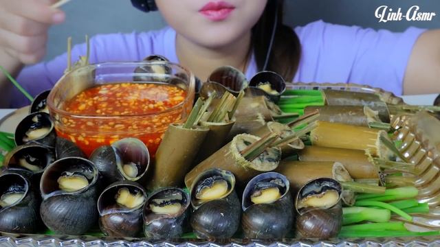 ASMR EATING APPLE SNAIL X SNAIL HAM IN BAMBOO TUBE , EATING SOUNDS LINH ASMR смотреть онлайн
