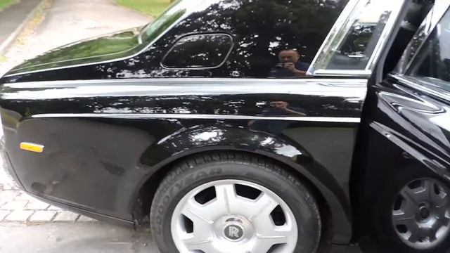 Rolls Royce Phantom Walkaround смотреть онлайн