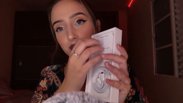 ASMR - COMPREI UM IPHONE Xr ORIGINAL E VEIO COM DEFEITO!!! (A TOUR PARTE 2) смотреть онлайн