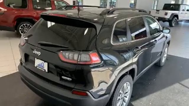 2022 Jeep Cherokee LATITUDE LUX 4X4 смотреть онлайн