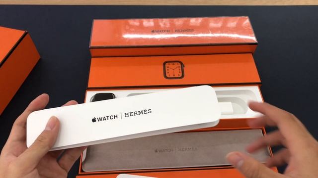 Mở hộp Apple Watch Hermes Series 4 смотреть онлайн