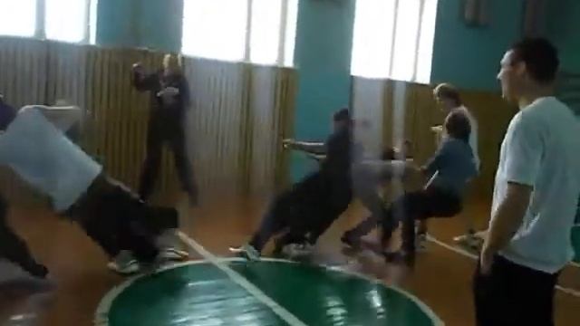 Вот как надо перетягивать канат смотреть онлайн