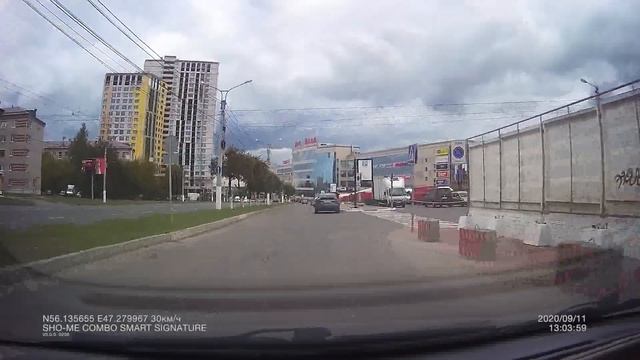 Tesla Model X смотреть онлайн