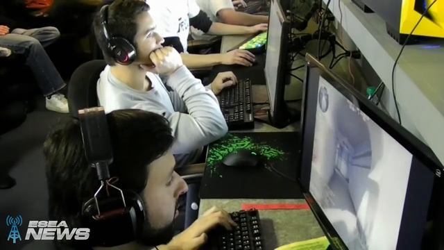 CS: GO Old School Footage: Moe, fREAKAZOiD, da_bears at RyuLAN 2013 смотреть онлайн