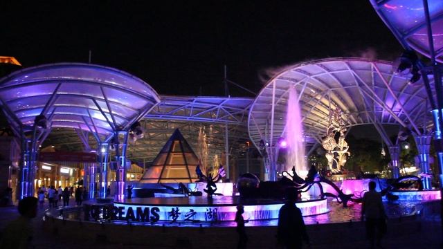 Ночной Сингапур! Фонтан Мечты на главной площади острова Сентоза!